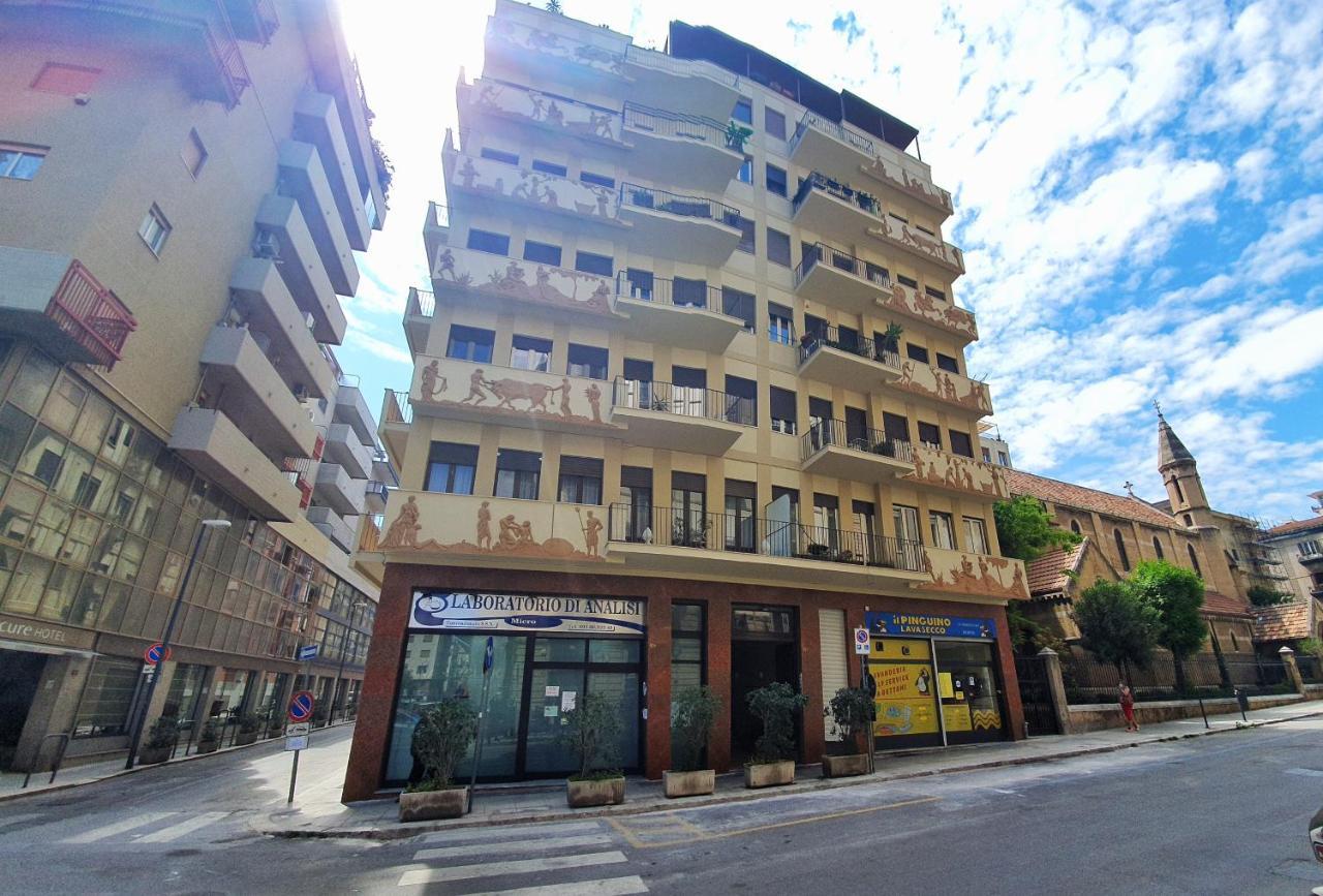 A Un Passo Dal Centro Hotell Palermo Eksteriør bilde